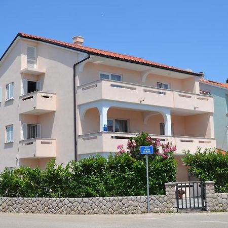 Apartment Stella Di Mare Đảo Krk Ngoại thất bức ảnh
