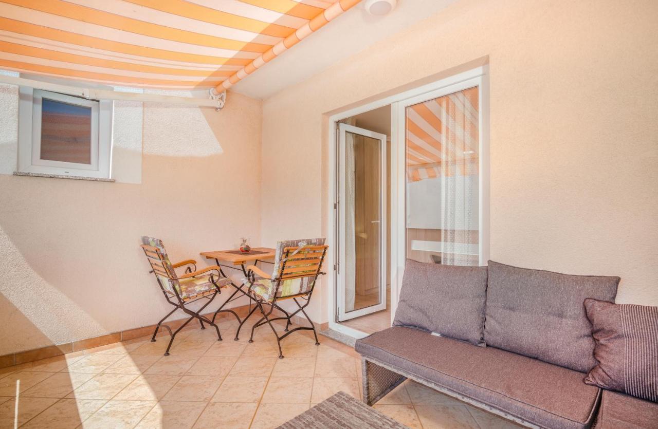 Apartment Stella Di Mare Đảo Krk Ngoại thất bức ảnh